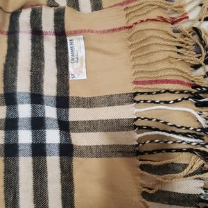 Cashmere scarf